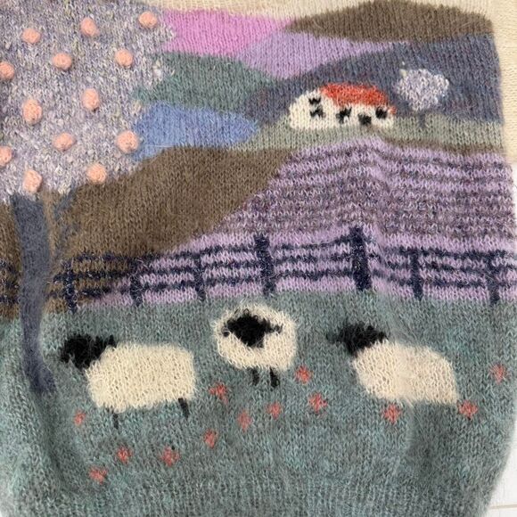 American Suzie Lee Handknit Women's Cottage Scene Sweater with Sheep - Picture 2 of 8